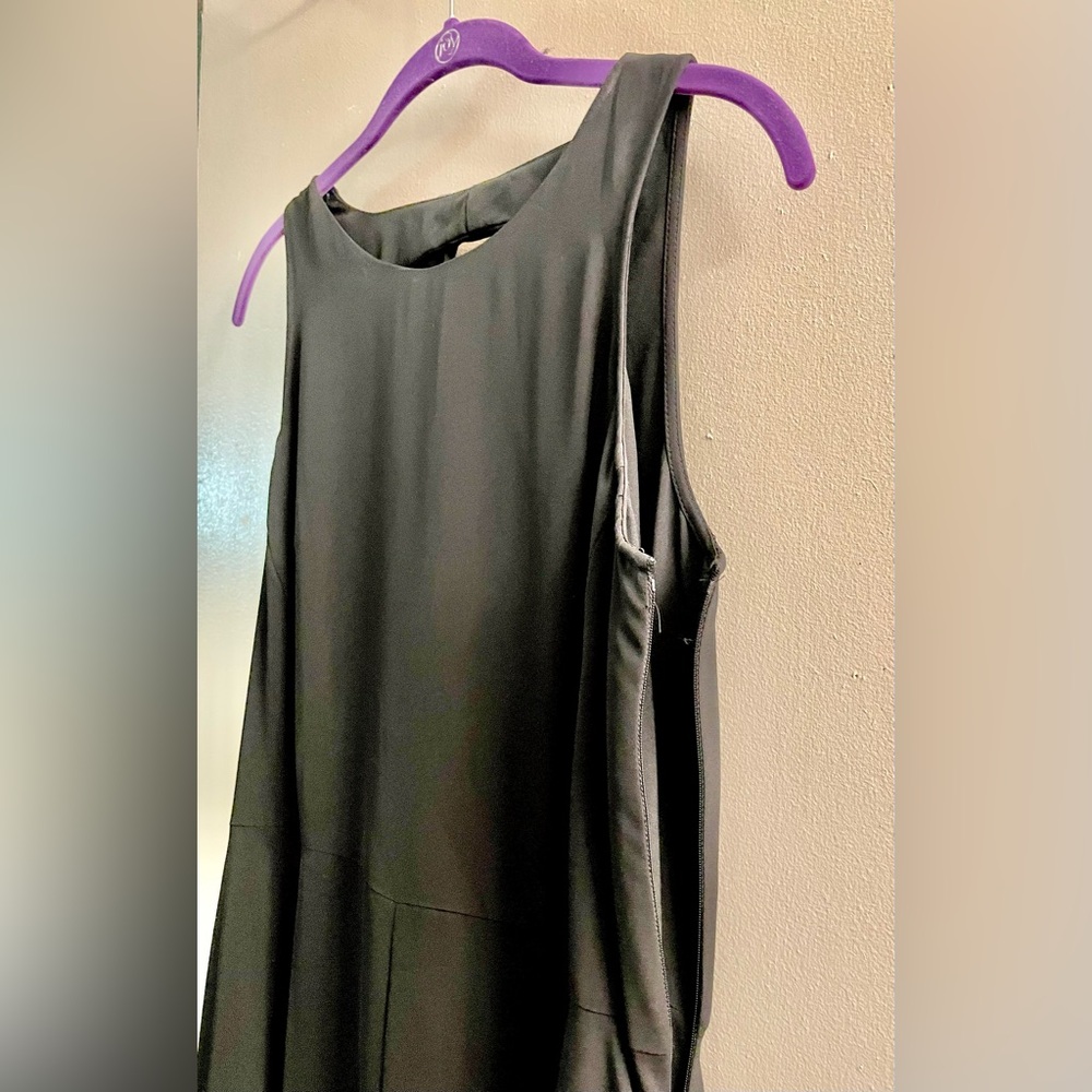 Black Sleeveless Dress w/ Lace Hem & Unique Back Bow Detail    SIZE 8 - Picture 9 of 14